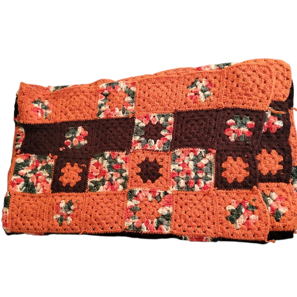Handcrafted Apghan Crochet Blanket 2 ft 7 in x 4ft - Picture 4 of 5